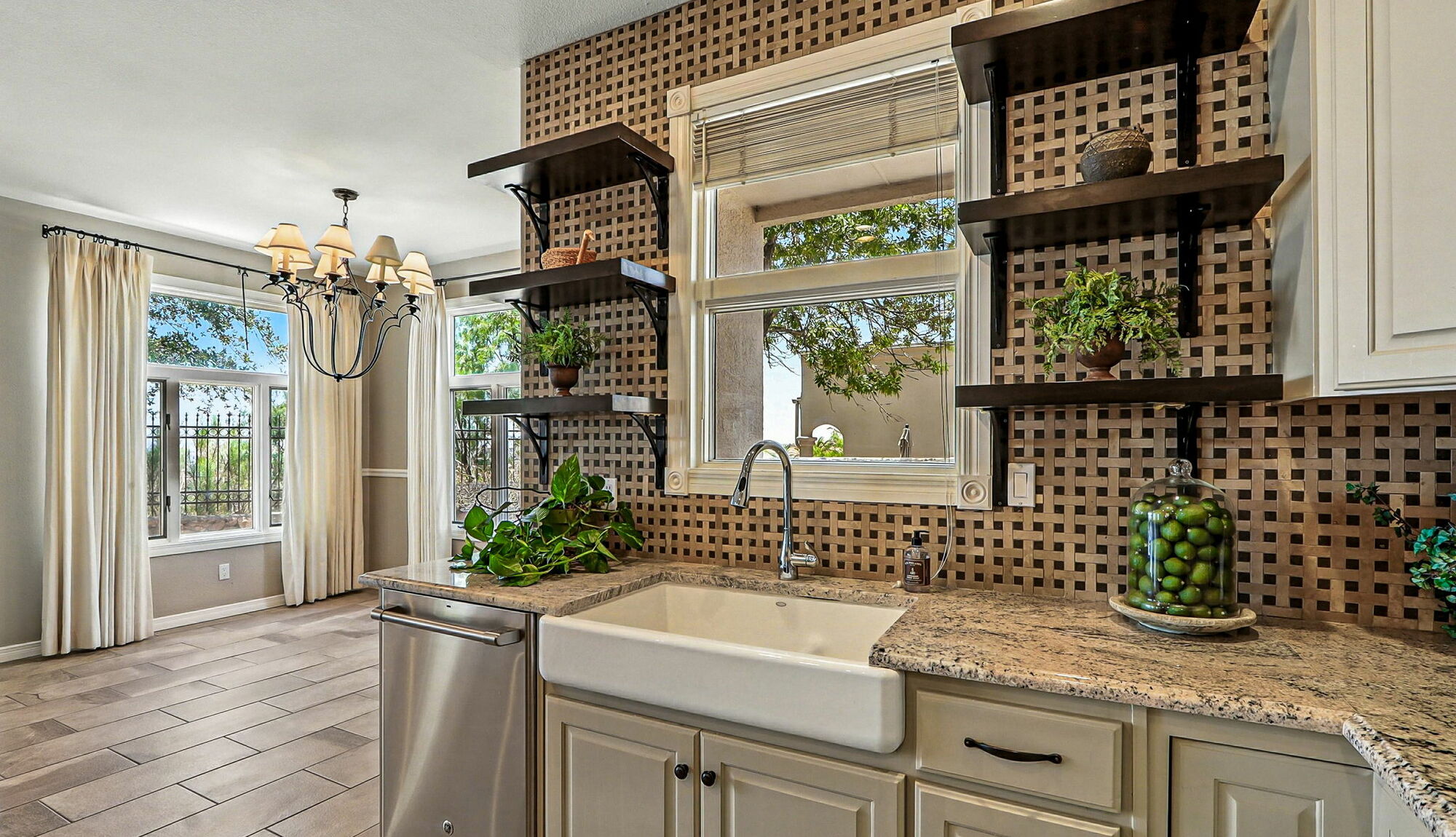 75-web-or-mls-photo_049