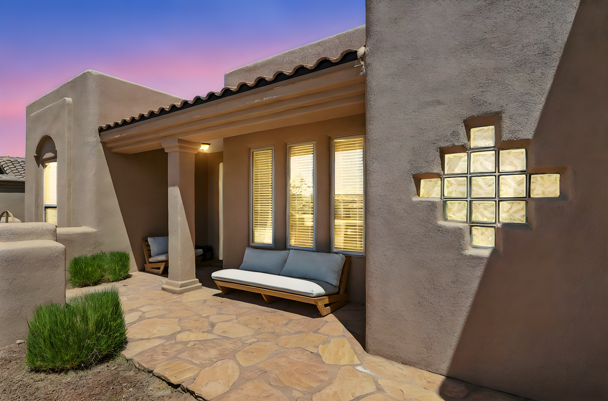 43-web-or-mls-photo_005_day_to_dusk