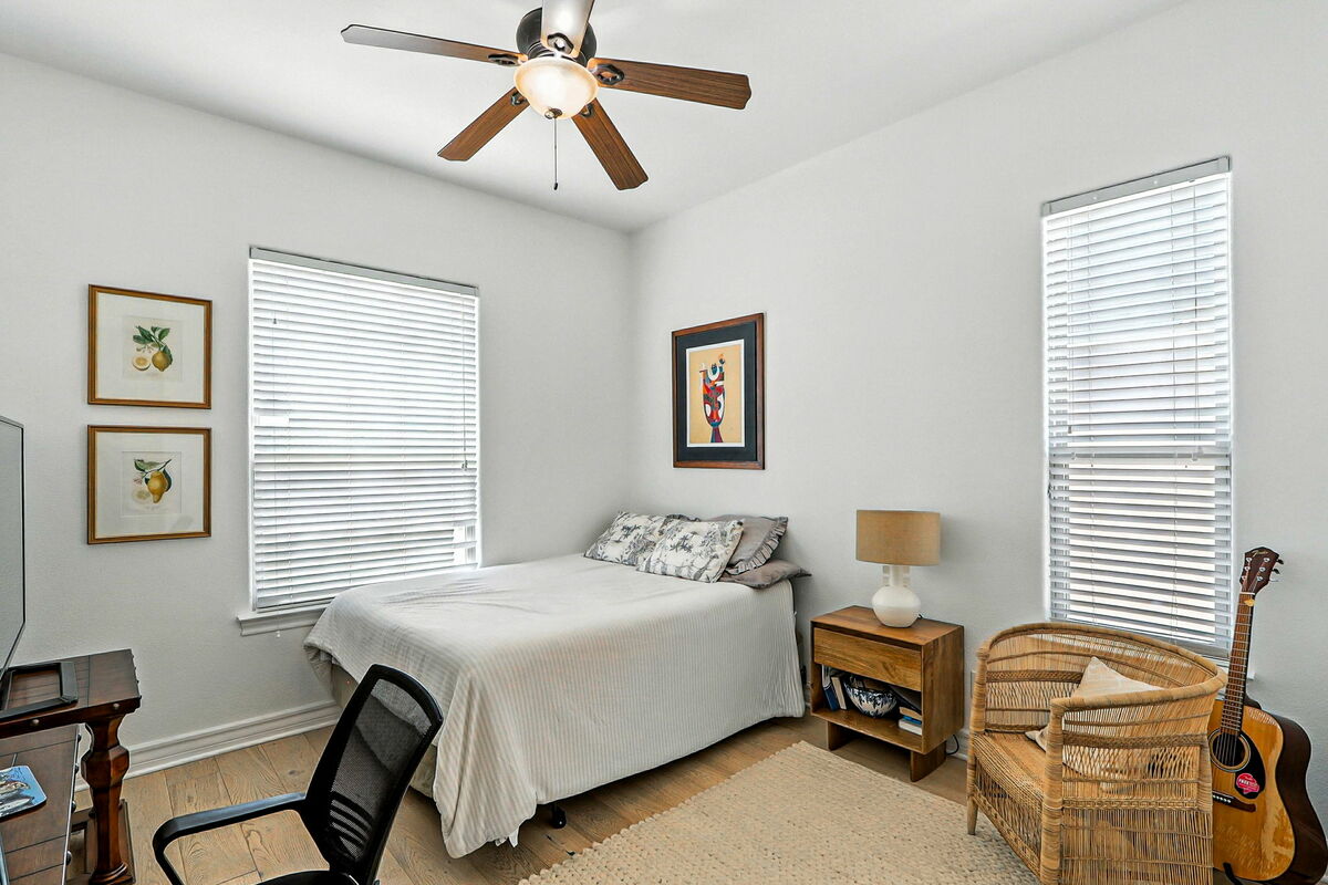 77-web-or-mls-photo_038