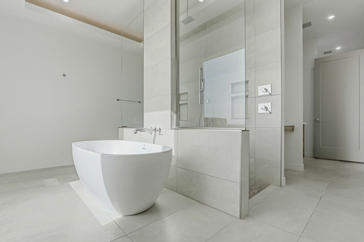 101-web-or-mls-img_9683