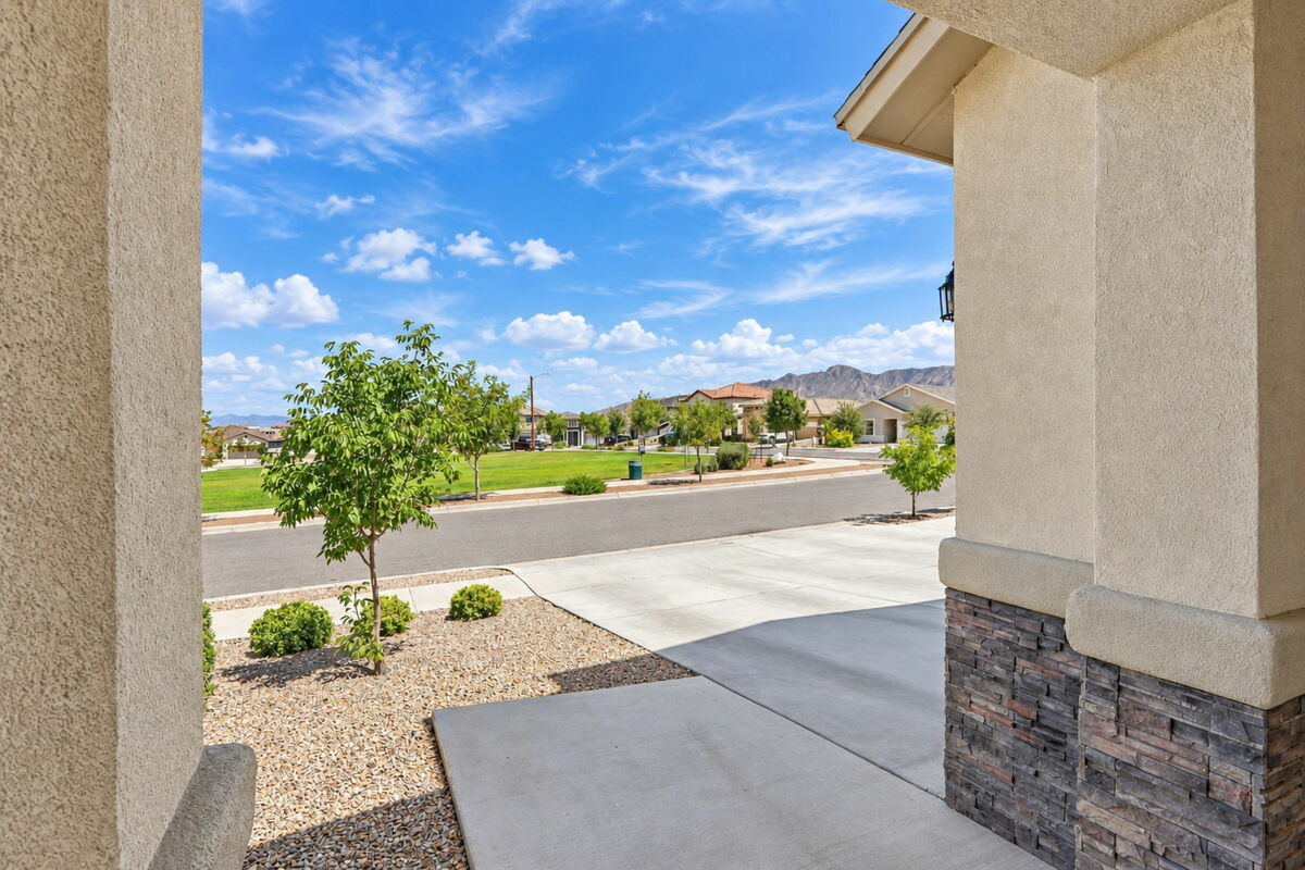 8-web-or-mls-exterior_8