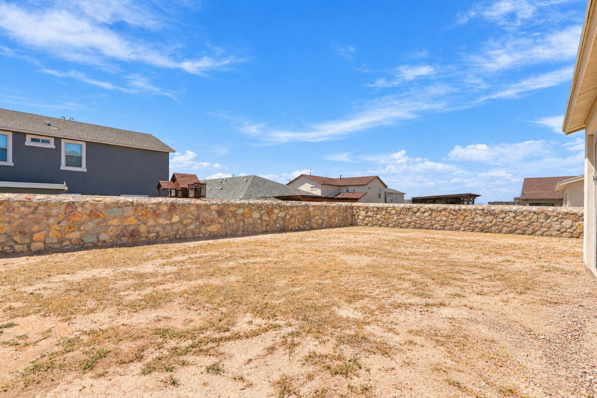 4-web-or-mls-exterior_4